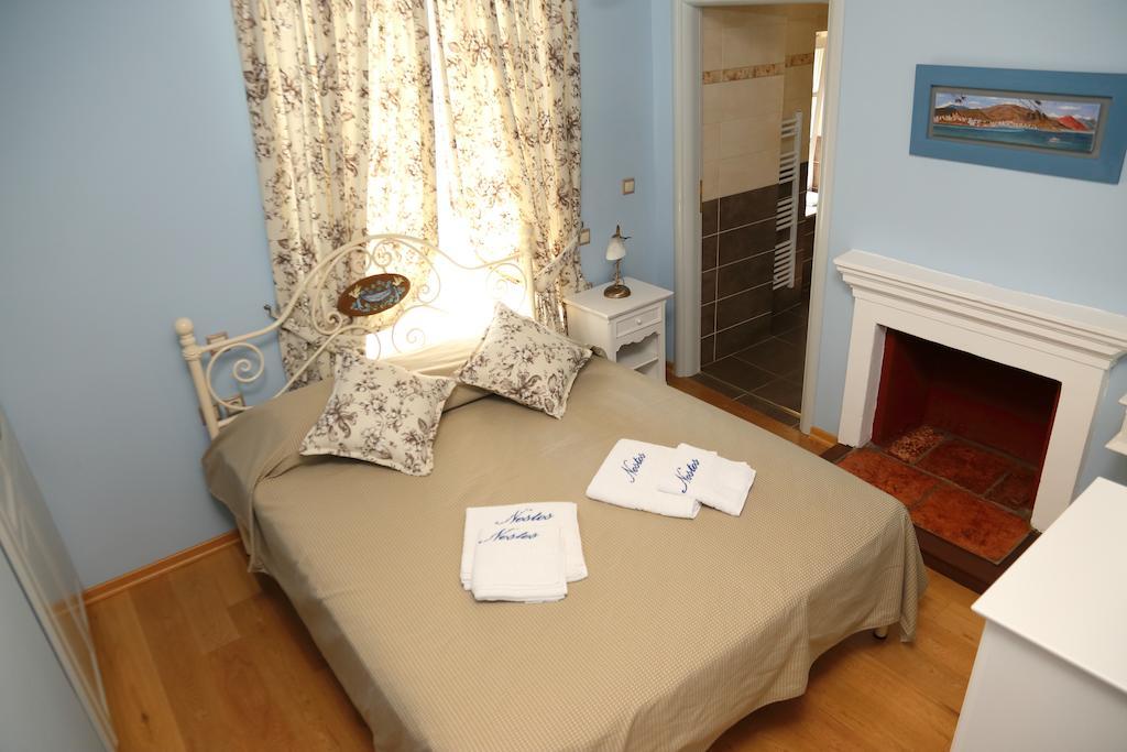 Nostos Hotel Galaxidi Bilik gambar