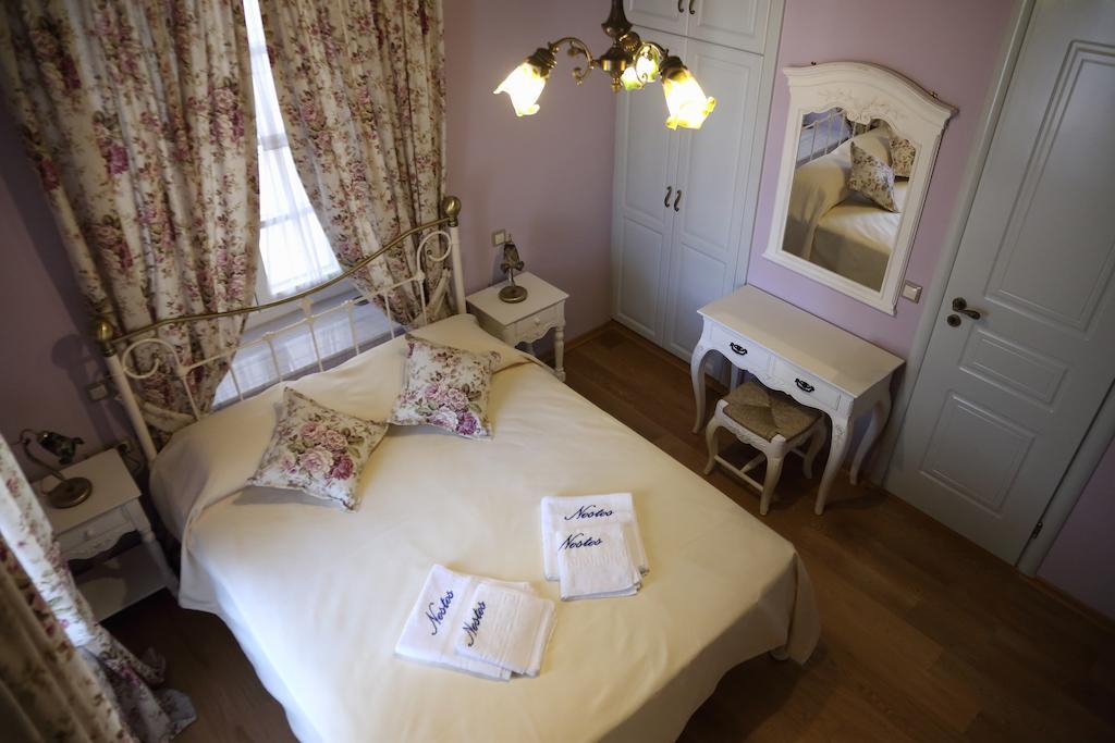 Nostos Hotel Galaxidi Bilik gambar
